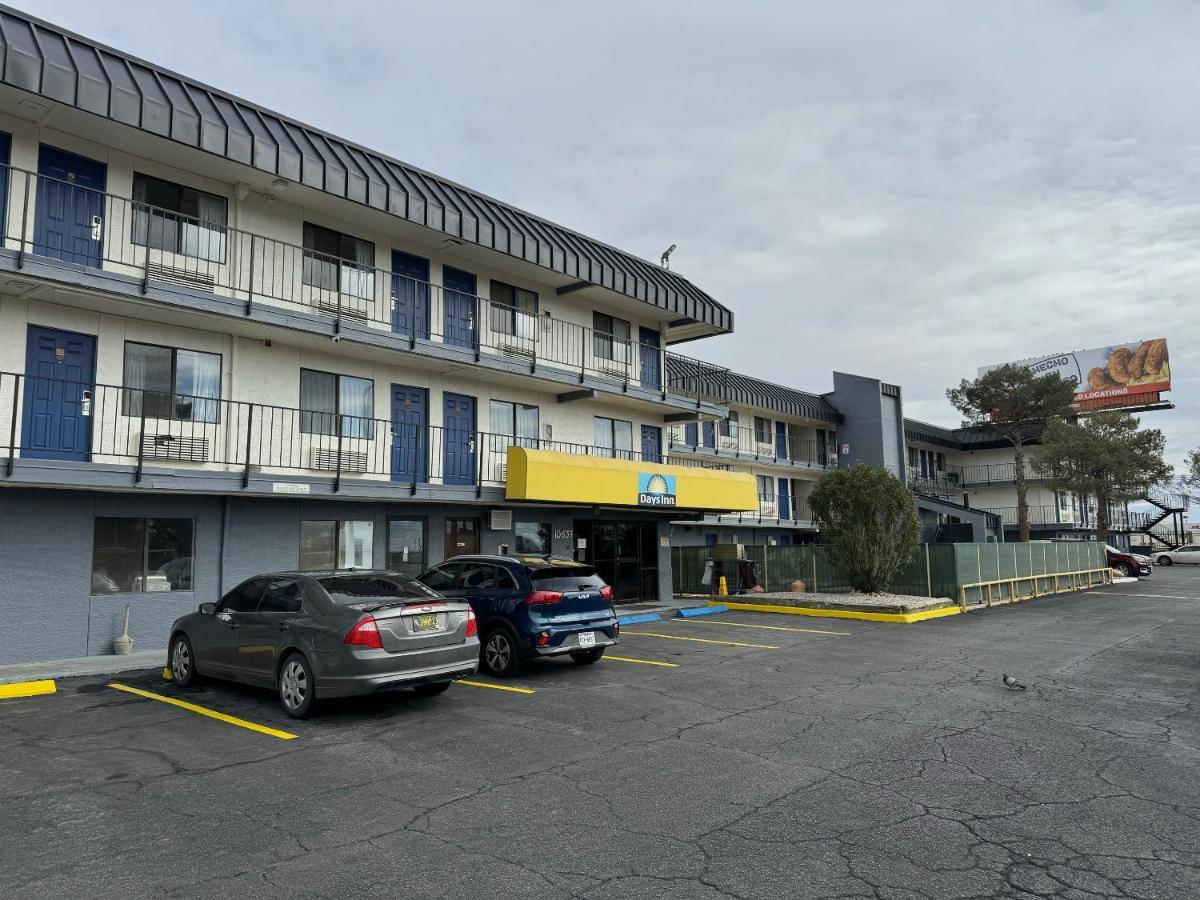 Days Inn By Wyndham El Paso Airport East Exterior photo